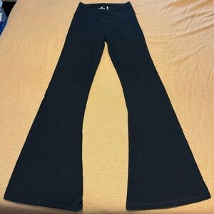Hollister Ultra High-Rise Black Flared Leggings